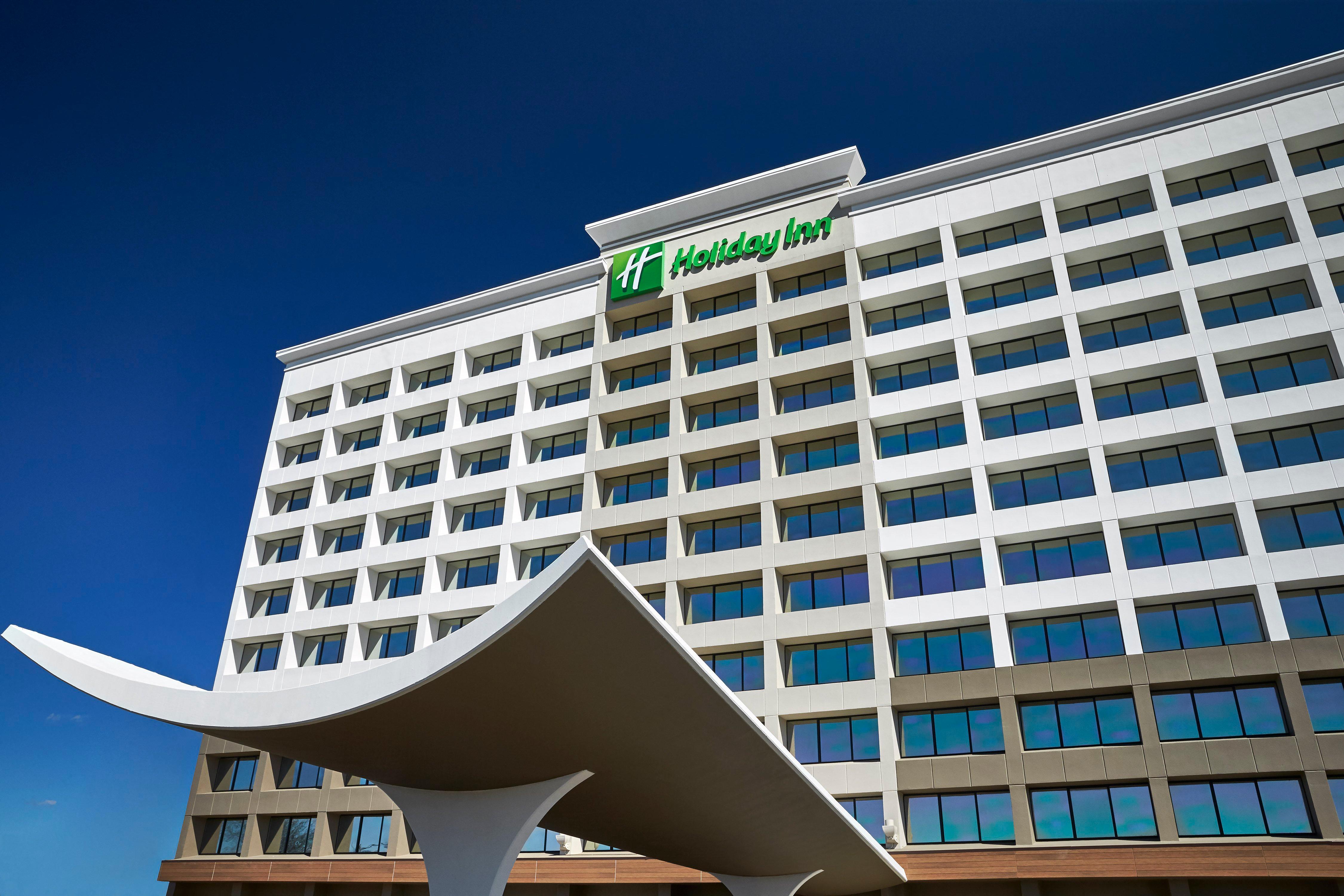 Holiday Inn Alexandria At Carlyle By Ihg Exterior foto