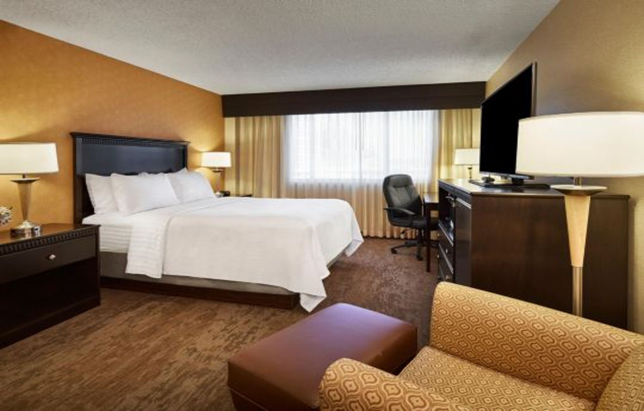 Holiday Inn Alexandria At Carlyle By Ihg Exterior foto